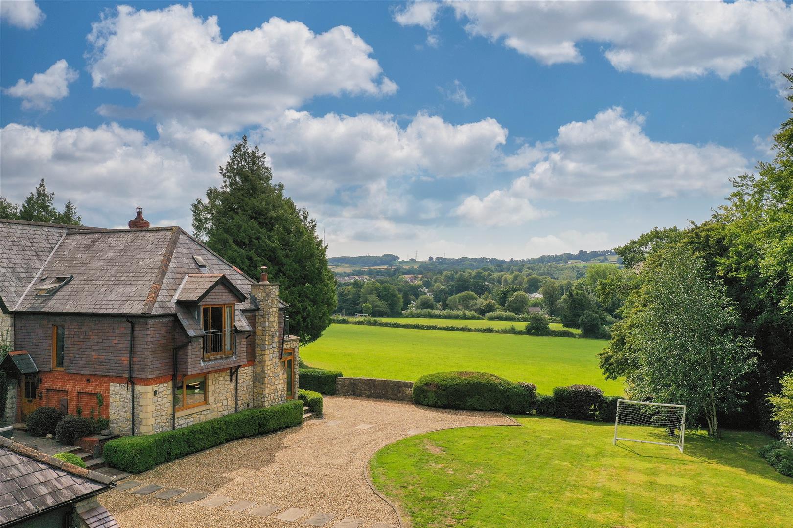 Watts & The Coach House, PeterstonSuperEly, Vale Of